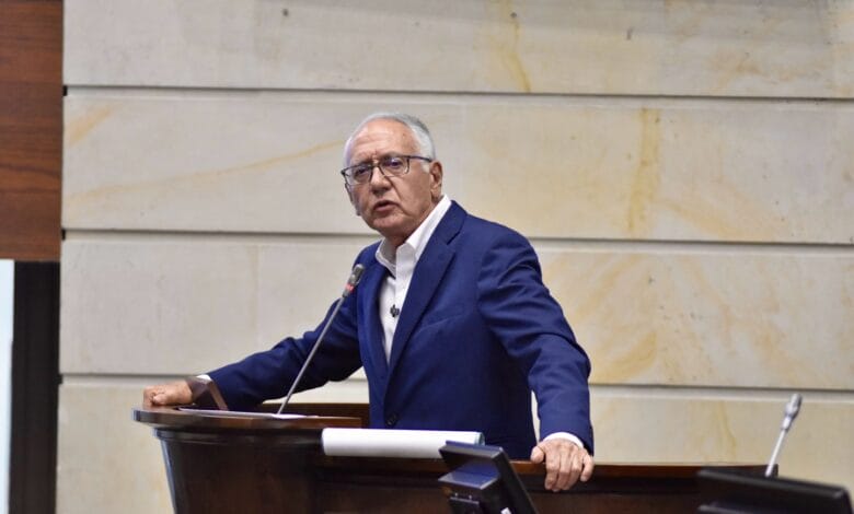 “El ministro de salud dice que no es cierto que este Gobierno haya deteriorado el sistema de salud