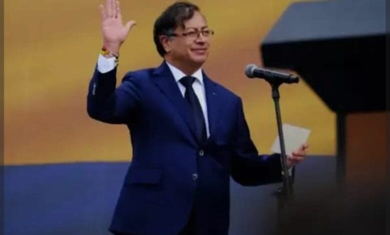 Petro al alza: el fenómeno del "teflón" presidencial a meses de entregar el mandato