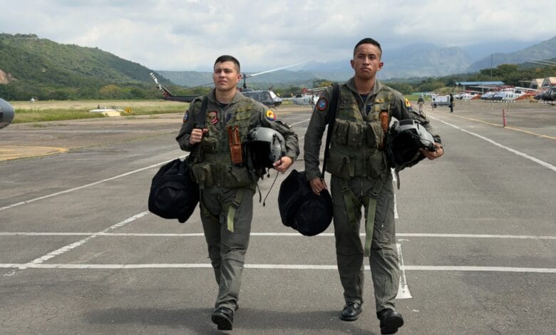 Disciplina y técnica impulsan a doce alféreces en su camino al vuelo